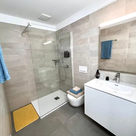 Maravilia - Vicino A Splash & Tamaro